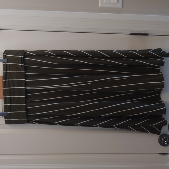 Women's skirt - Picture 3 of 7